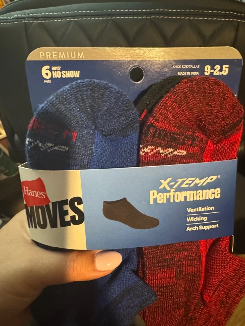 6 pairs Hanes Moves X-Temp Performance No-Show Boys Socks - Blue & Red